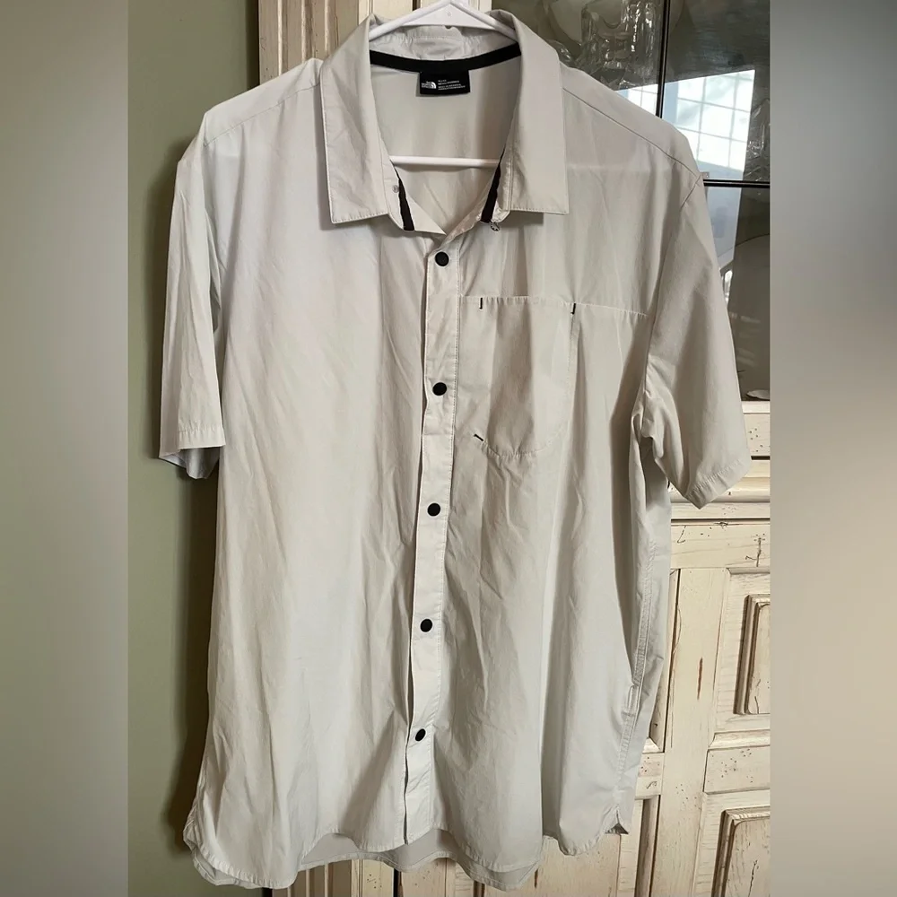 The North Face Men's First Trail UPF Short Sleeve Casual Shirt Tin Grey XL